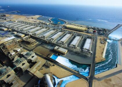 易泰克中标沙特全球最大海水淡化项目，引领电力设备进中东